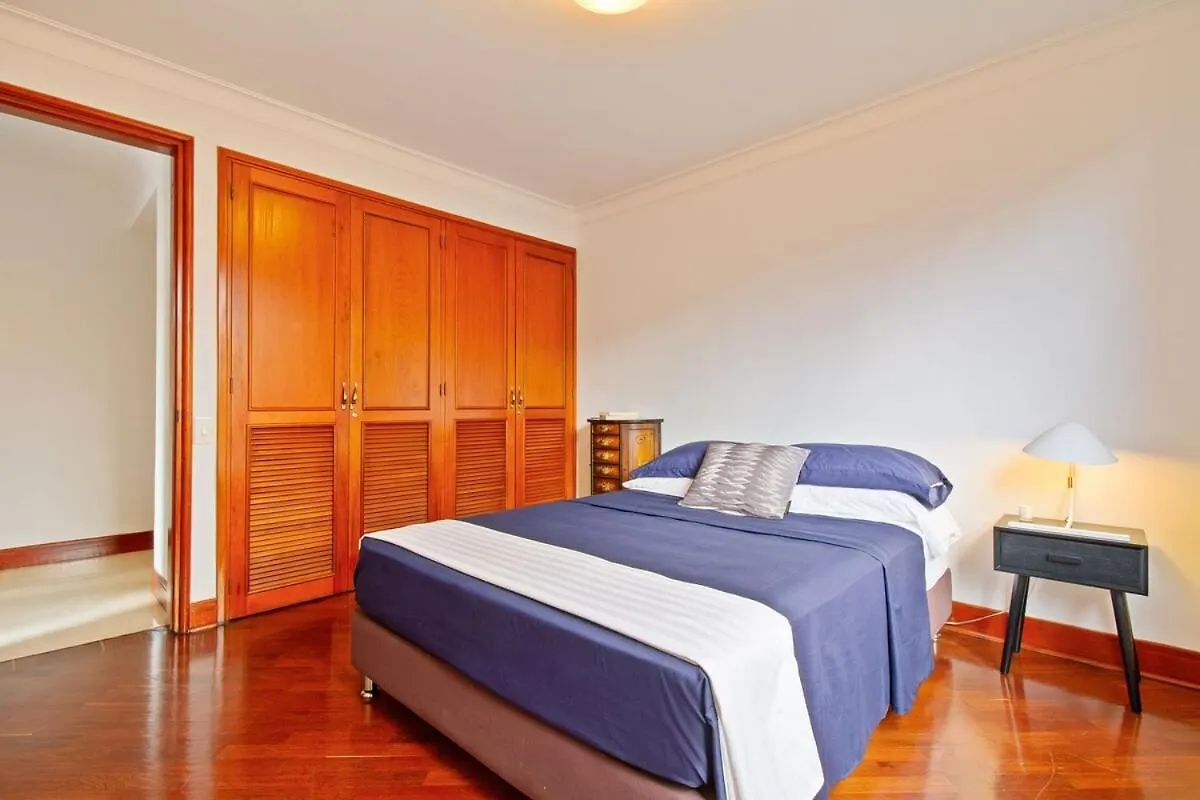 Medellin, Laureles - Luxury Penthouse, 5-Min Zona Rosa, 5 Balconies, Panoramic City Views