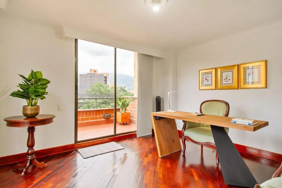Medellin, Laureles - Luxury Penthouse, 5-Min Zona Rosa, 5 Balconies, Panoramic City Views Colombia