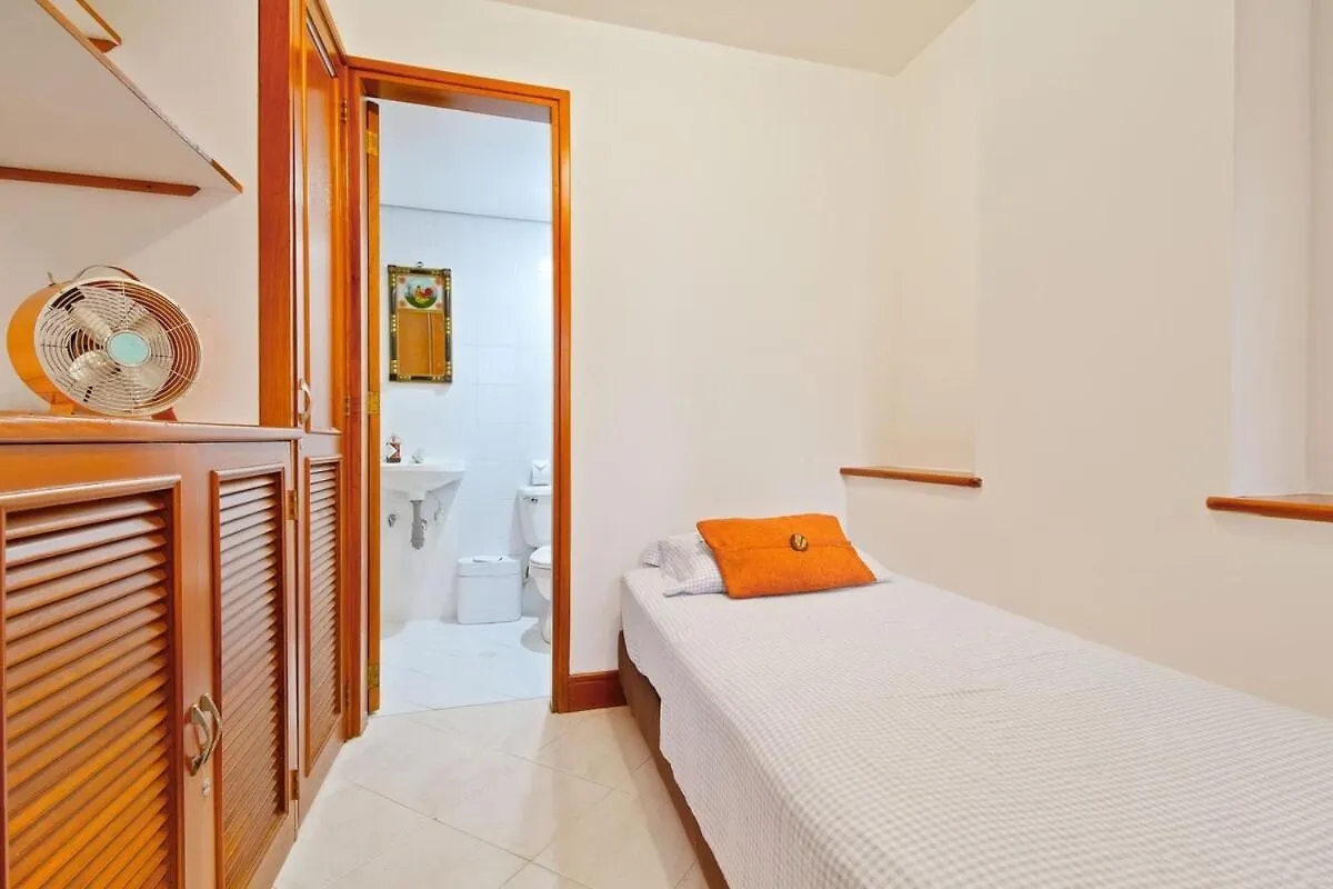 Medellin, Laureles - Luxury Penthouse, 5-Min Zona Rosa, 5 Balconies, Panoramic City Views Medellin