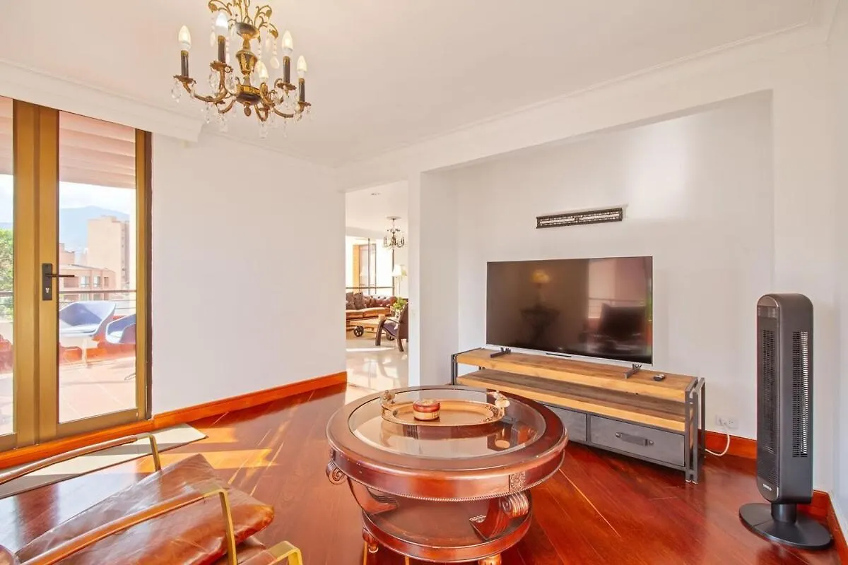Medellin, Laureles - Luxury Penthouse, 5-Min Zona Rosa, 5 Balconies, Panoramic City Views Apartment Medellin