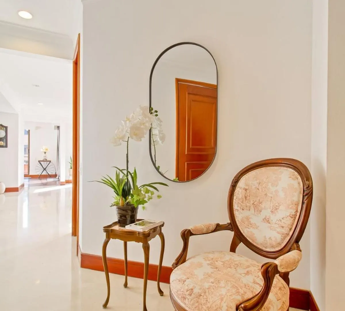 Medellin, Laureles - Luxury Penthouse, 5-Min Zona Rosa, 5 Balconies, Panoramic City Views 0*, Medellin