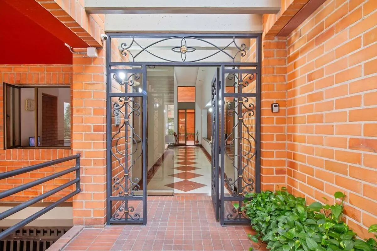 Apartment Medellin, Laureles - Luxury Penthouse, 5-Min Zona Rosa, 5 Balconies, Panoramic City Views Colombia