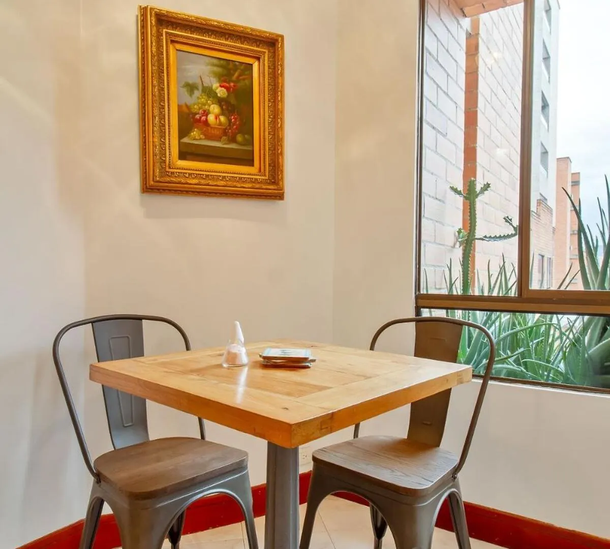Medellin, Laureles - Luxury Penthouse, 5-Min Zona Rosa, 5 Balconies, Panoramic City Views Apartment