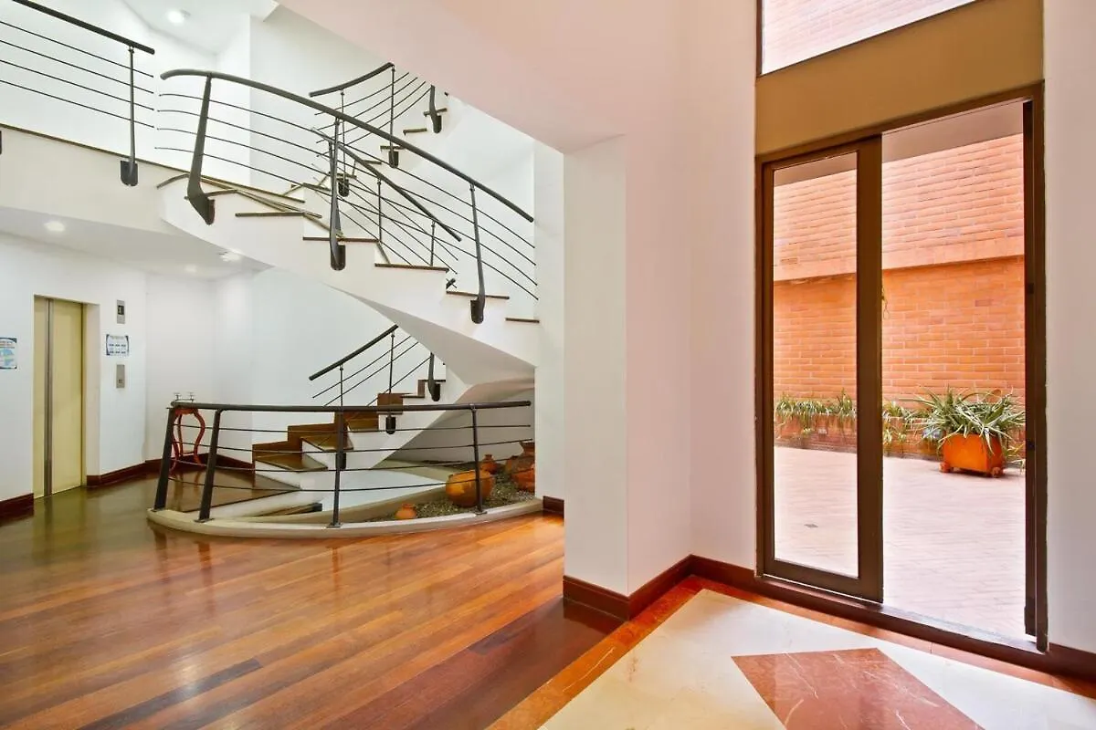 Apartment Medellin, Laureles - Luxury Penthouse, 5-Min Zona Rosa, 5 Balconies, Panoramic City Views
